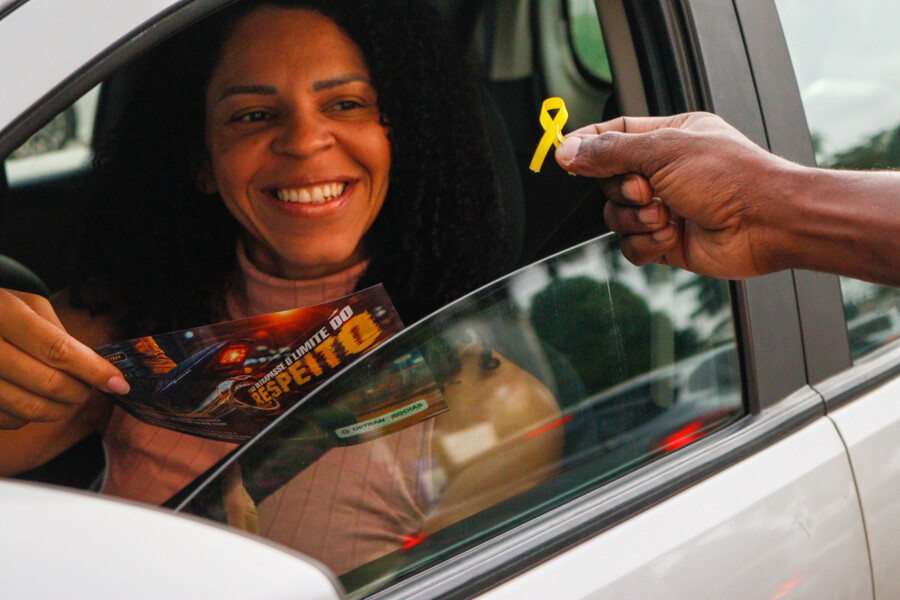 cipa-do-crer-promove-acao-educativa-sobre-seguranca-no-transito-em-parceria-com-o-detran-go